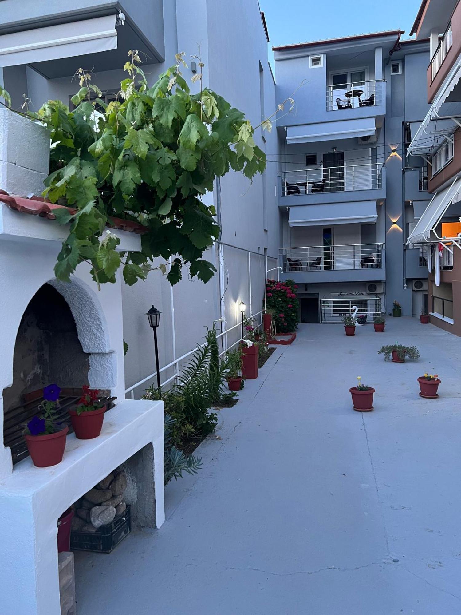 F&M House Semi Basement Hotel Sarti Exterior photo